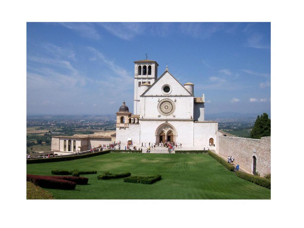 Le Acacie Felici Guest House Terni Exterior photo